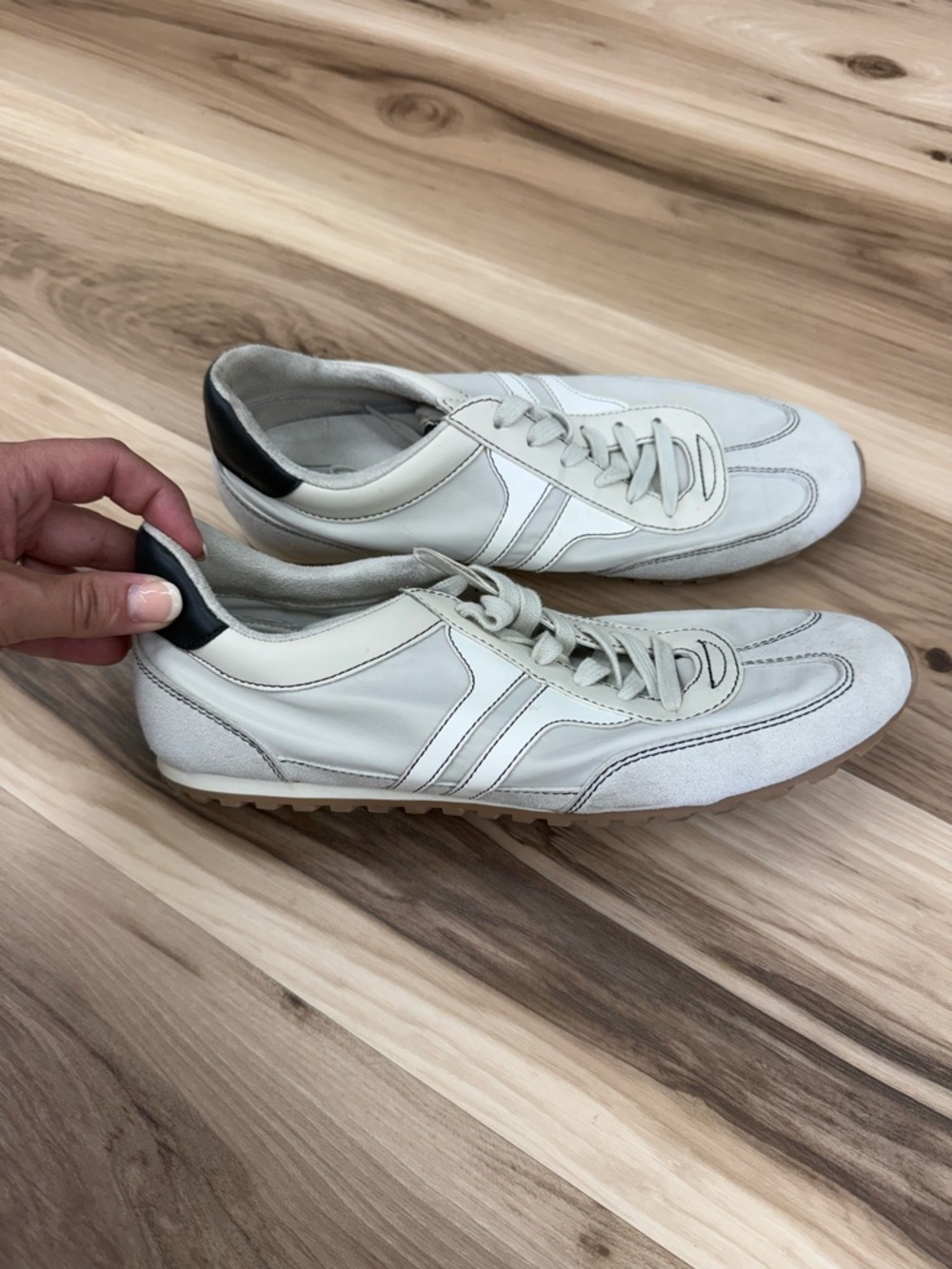 ShuShop Sarah Leather Low-Profile Sneaker In Color Bone